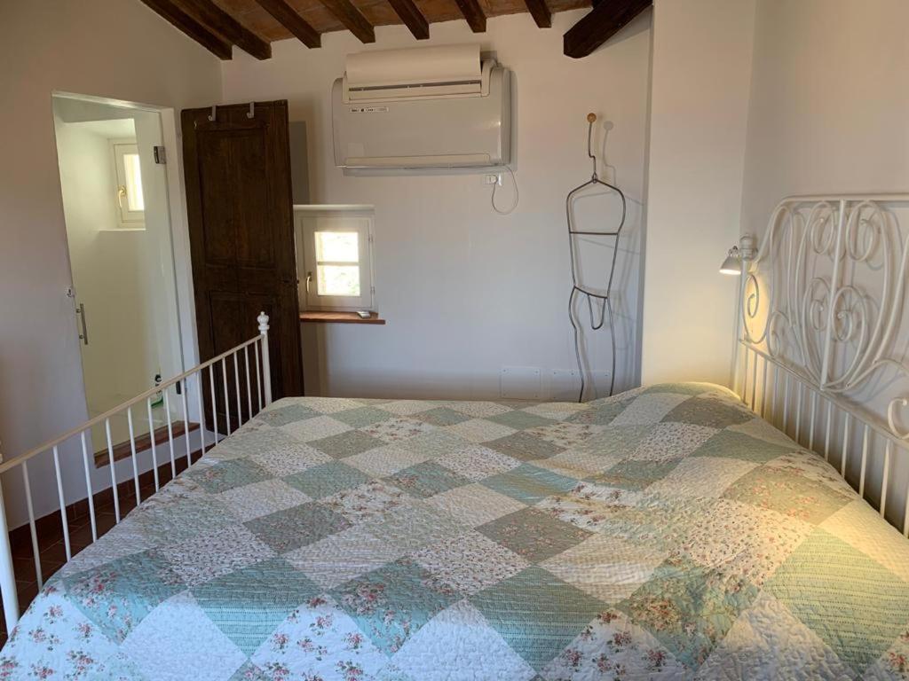In Piazza Casale Marittimo Apartman Kültér fotó